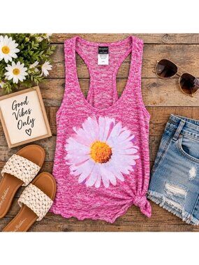 Stranded Pink Daisy Graphic Racerback Tank Top Women's Large Floral Boho